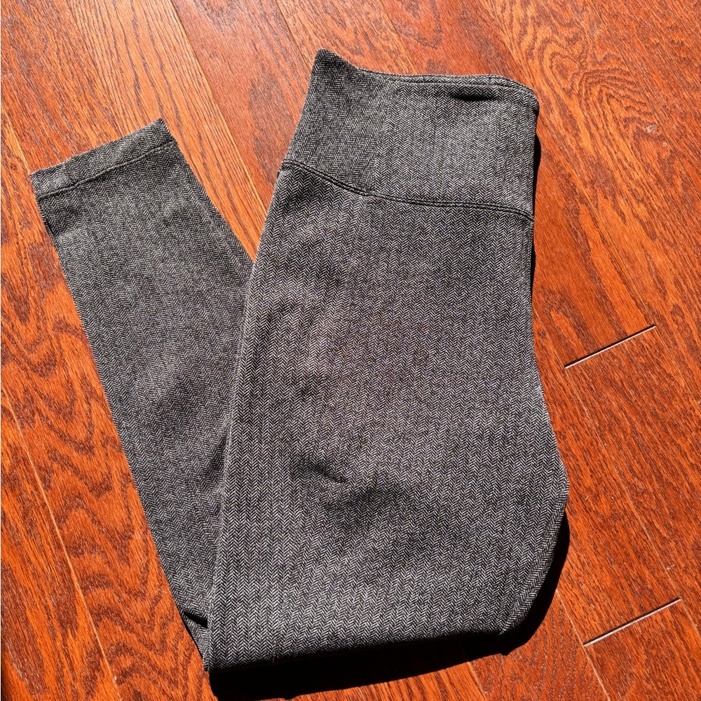 Athleta Heathered Charcoal Gray Leggings